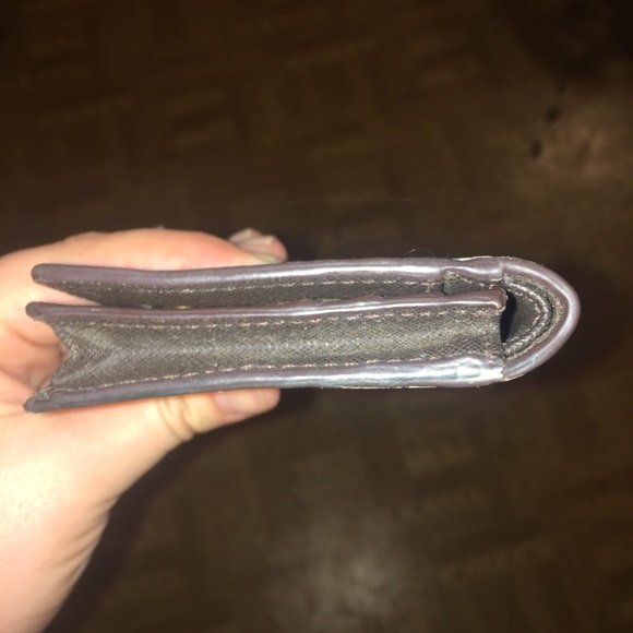 Real mk wallet MAKE OFFER CLOSET CLEAR OUT MUST GO - Picture 5 of 8